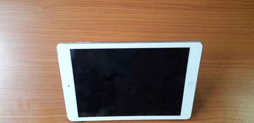 Afia Kwakyewaa Owusu-Nyantakyi's iPad